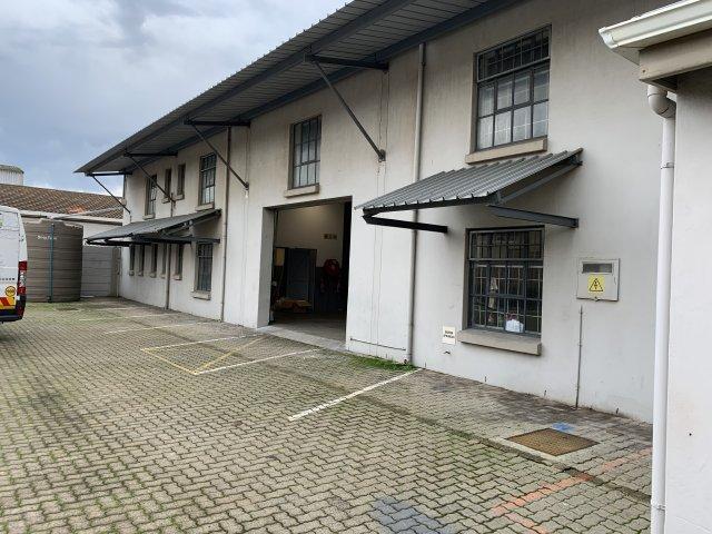 To Let Commercial Property for Rent in Paarden Eiland Western Cape